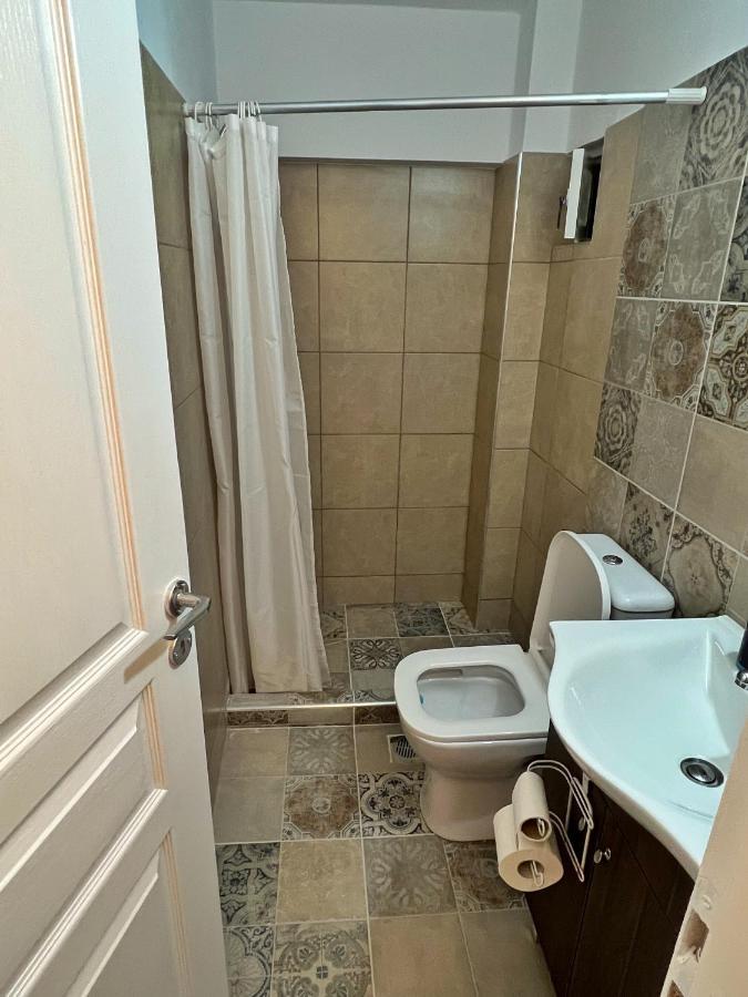Sunmer Apartment 1Minute From Sea, 15 Min From The Airport Artemis City Center Zewnętrze zdjęcie