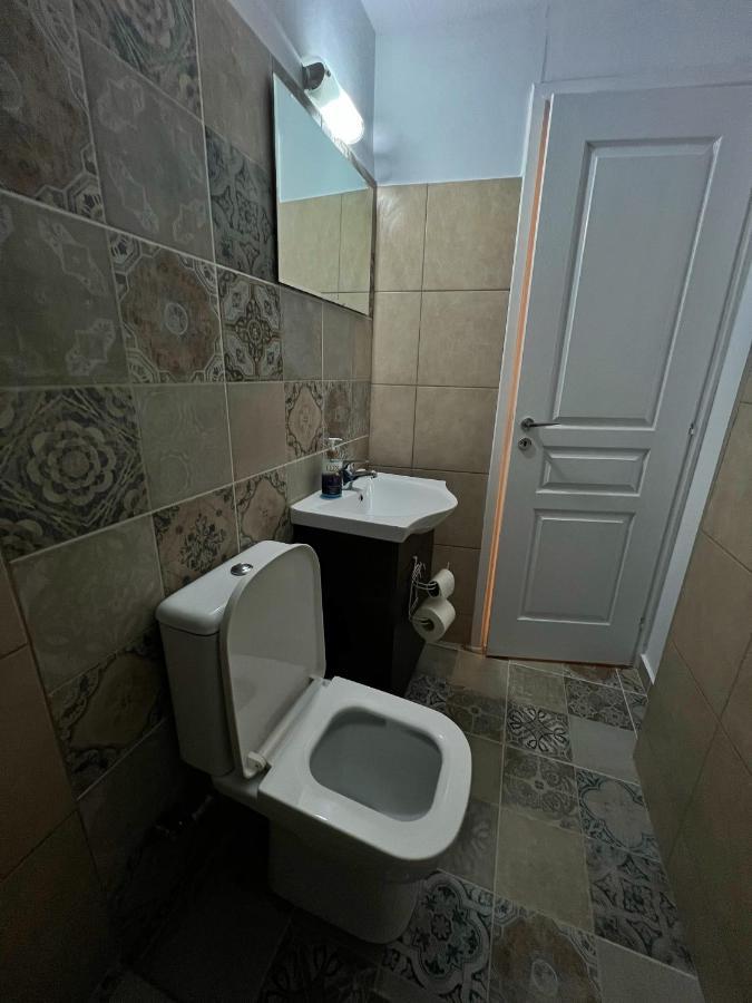 Sunmer Apartment 1Minute From Sea, 15 Min From The Airport Artemis City Center Zewnętrze zdjęcie