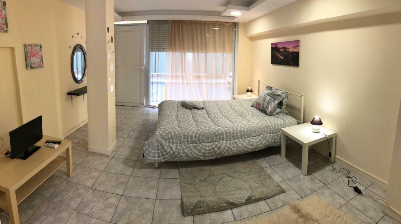 Sunmer Apartment 1Minute From Sea, 15 Min From The Airport Artemis City Center Zewnętrze zdjęcie